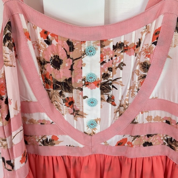 Nwt Matilda Jane SUPER CUTE sundress. Adjustable straps side zip sheer overlay🌼 - Picture 2 of 12